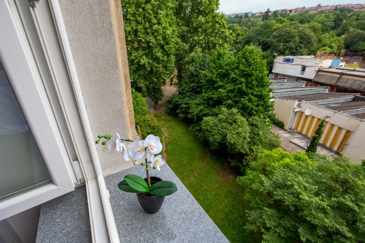 Apartman Deark Lägenhet Rijeka Exteriör bild
