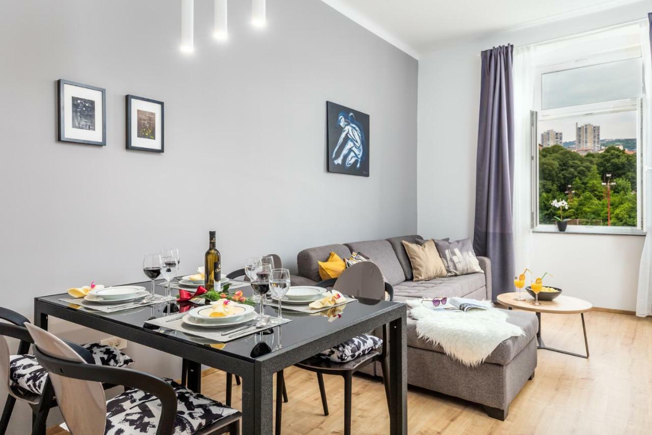 Apartman Deark Lägenhet Rijeka Exteriör bild